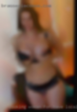 Looking woman for have local cuties to play with in Llano!